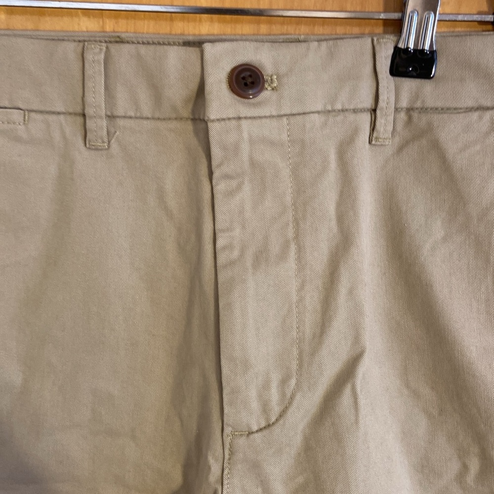 GAP - Picture 4 of 8